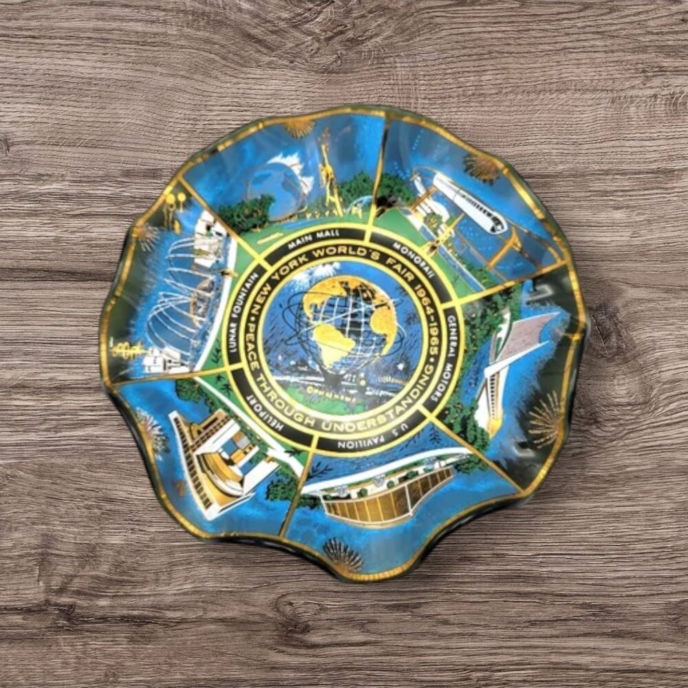 Vintage Houze Art New York World's Fair 1964-1965 Ruffled Candy Dish Souvenir